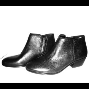 Brand new Sam Edelman Petty Chelsea Boots 8.5